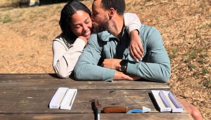 库里妻子:丈夫是名人没有隐私 在车里喂奶都有人进来